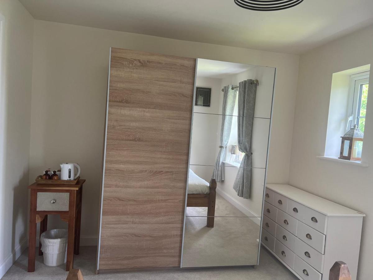 Cosy Double Room With Private Bathroom Homestay Caldecote Zewnętrze zdjęcie